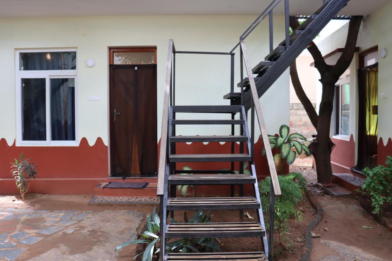 Da Mantra House Guest House Tiruvannāmalai Екстериор снимка