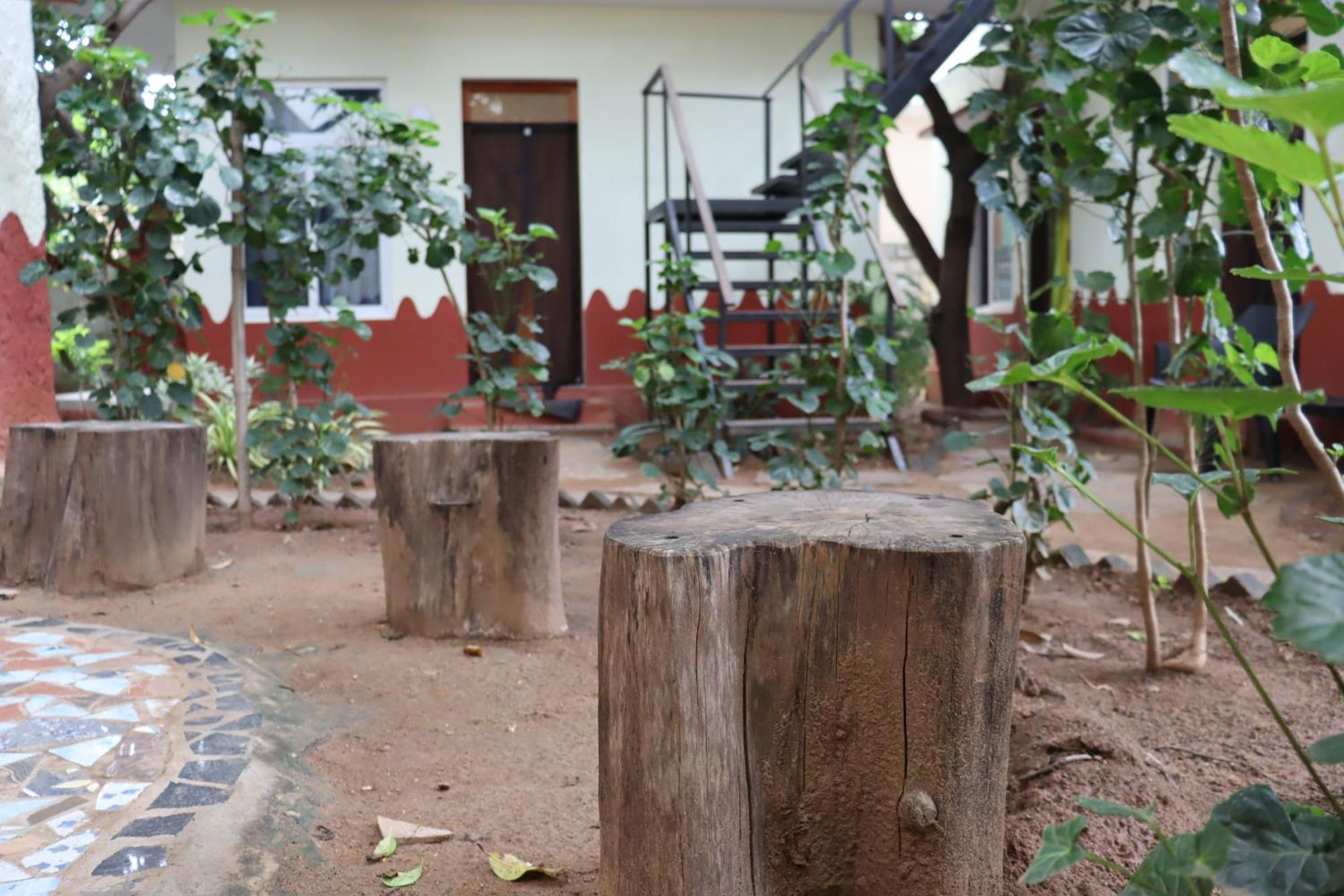 Da Mantra House Guest House Tiruvannāmalai Екстериор снимка